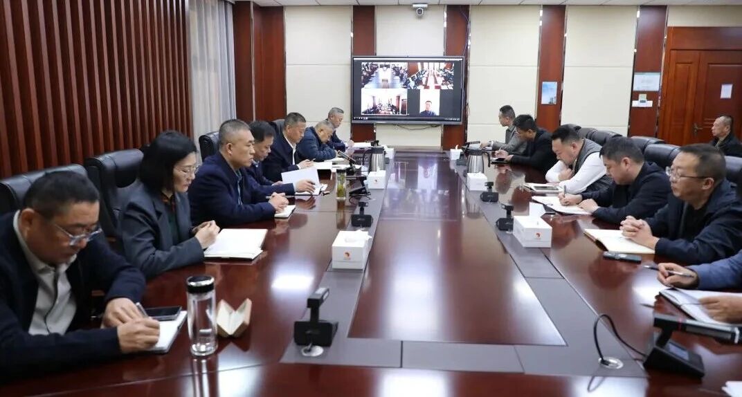 錨定年終攻堅(jiān) 筑牢安全根基——宏河集團(tuán)召開(kāi)十一月份總經(jīng)理安全生產(chǎn)辦公會(huì)議1