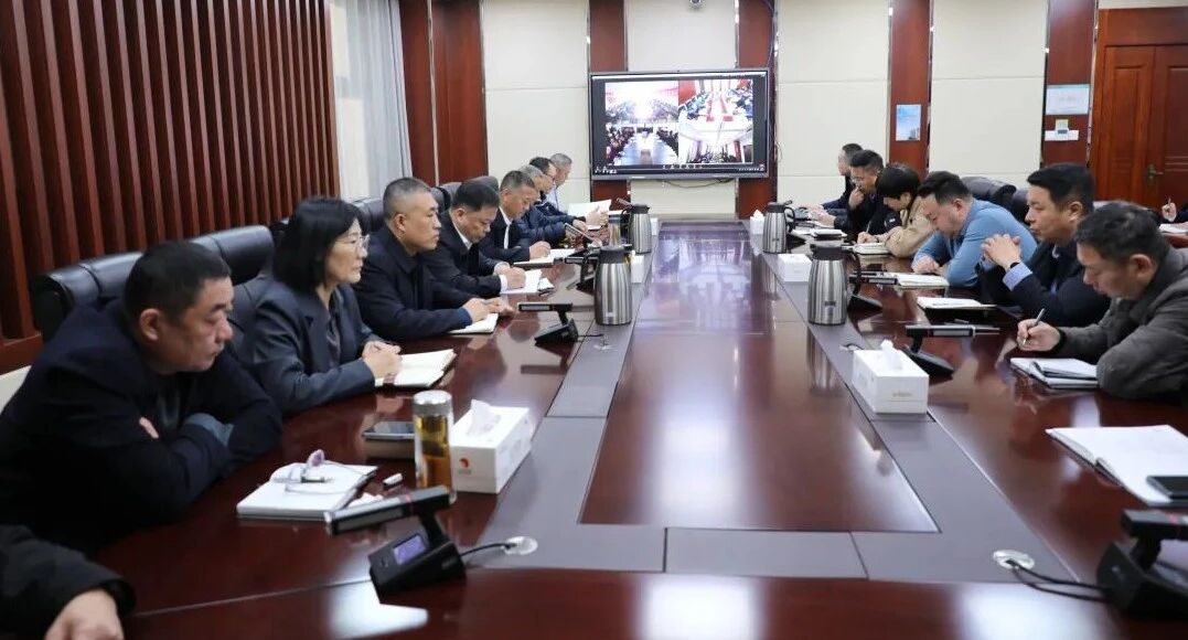 筑牢歲末防線 統(tǒng)籌謀劃開局——宏河集團(tuán)召開十二月份總經(jīng)理安全生產(chǎn)辦公會1